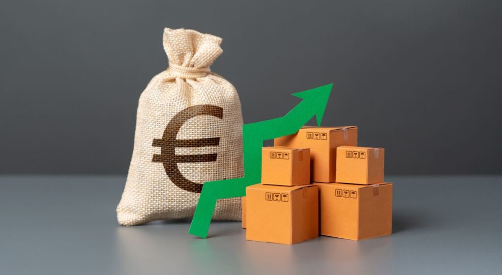 worek pieniędzy, opakowania i strzałka skierowana ku górze symbolizują wzrost opłat w systemie ekomodulacji